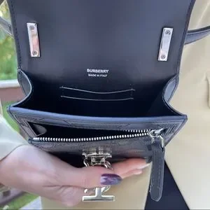 Burberry ダレスバッグ　黒　シルバー金具 Yahoo!オークション -「バーバリー ダレスバッグ」の落札相場